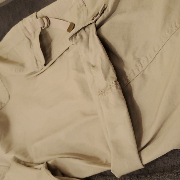 Plus size capris wore once elastic waist band - Picture 5 of 6